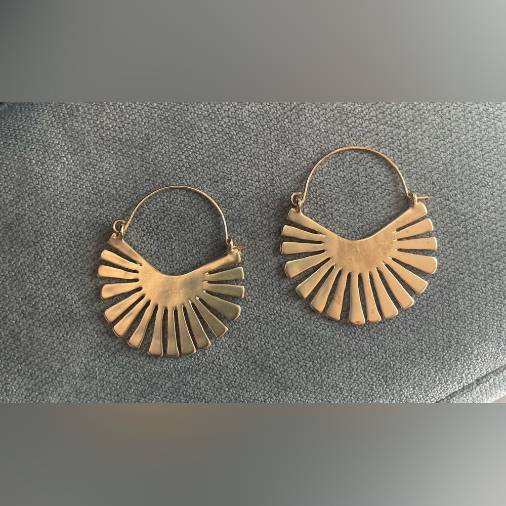 Lucky Brand Sunburst Hoop Earrings